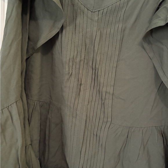 Torrid Dark Green Ruffle Blouse - Picture 3 of 6